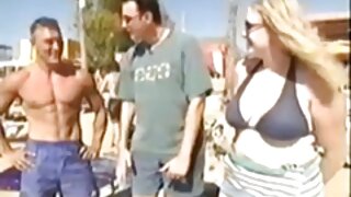 مص الهواة في حفلة افلام سكس محارم اجنبي CFNM مع المتلصص بي بي سي